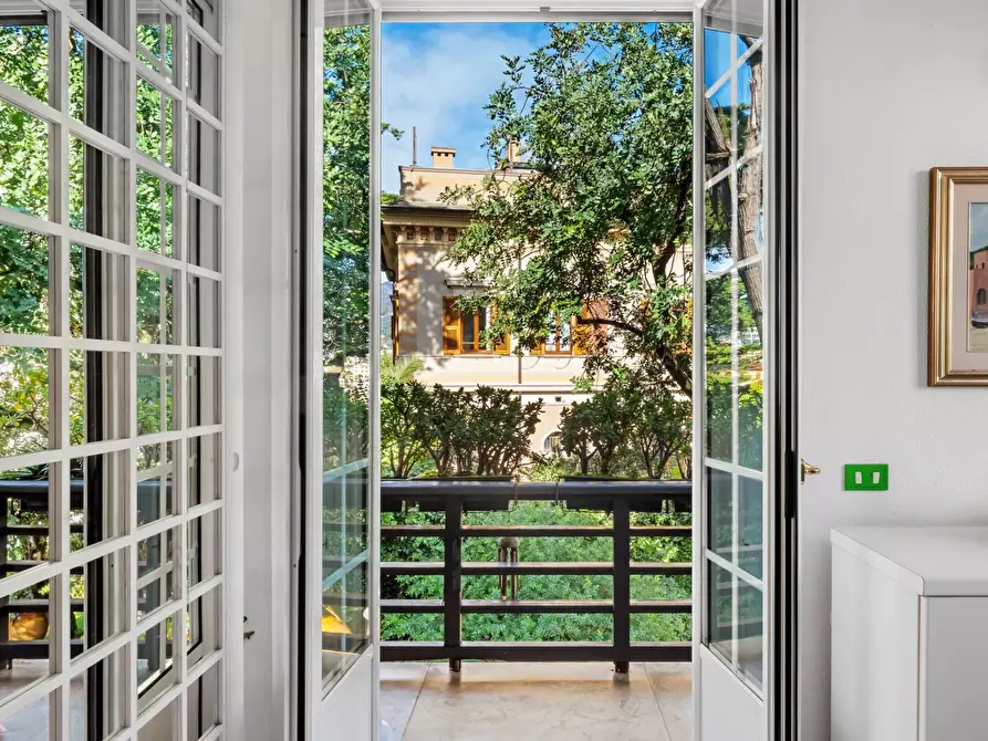 Immagine 10 di Appartamento in vendita  in Via San Michele 2 a Rapallo