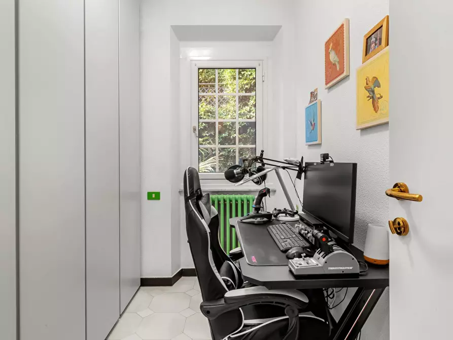 Immagine 19 di Appartamento in vendita  in Via San Michele 2 a Rapallo