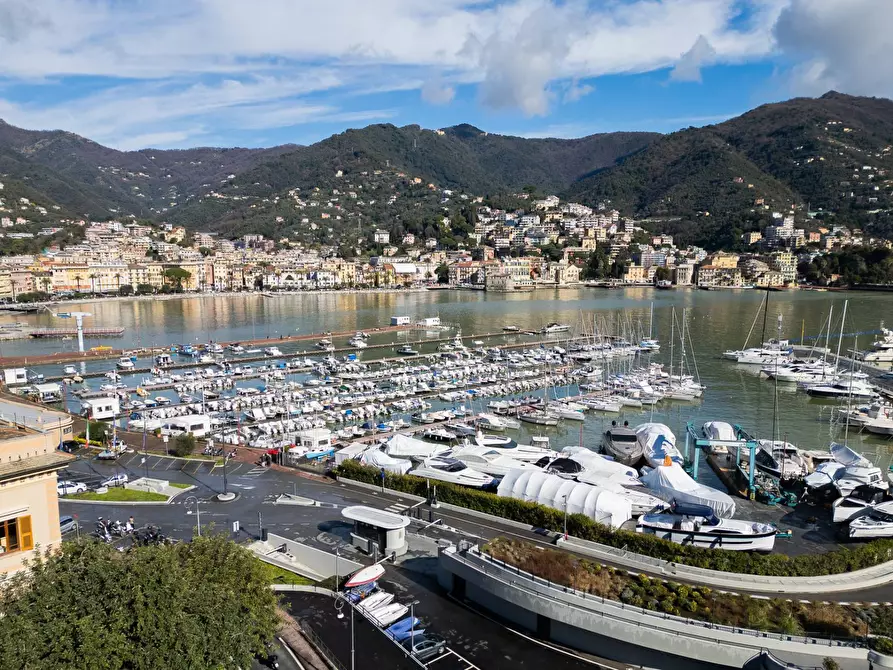 Immagine 27 di Appartamento in vendita  in Via San Michele 2 a Rapallo