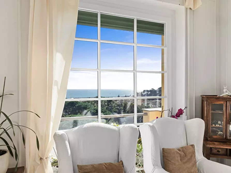 Immagine 7 di Appartamento in vendita  in Corso Nicolò Cuneo 43 a Rapallo