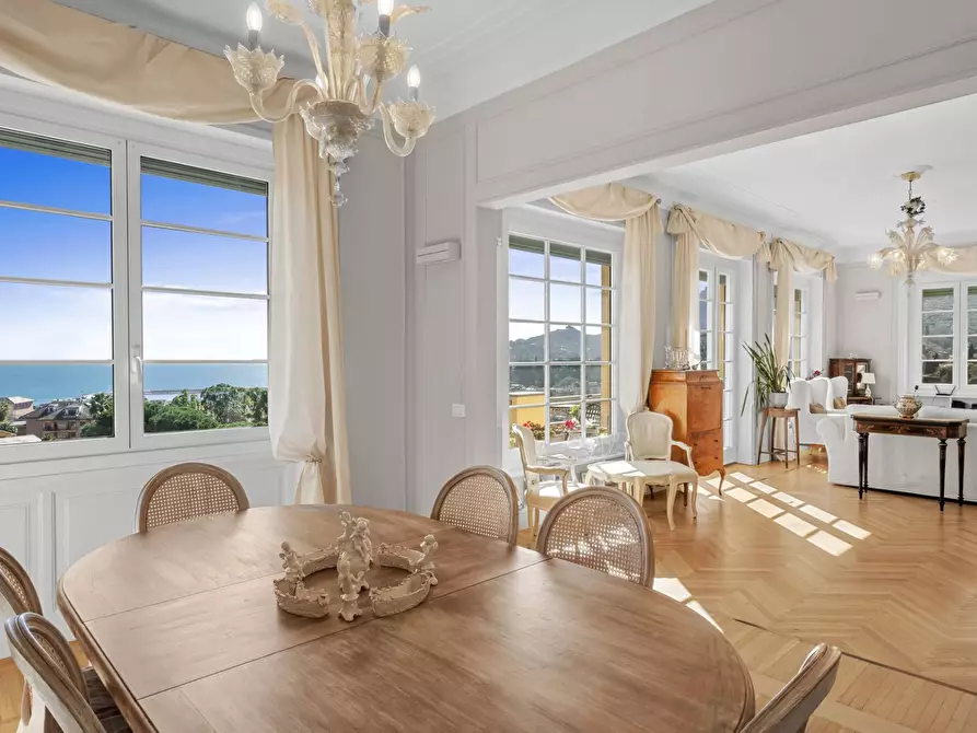 Immagine 10 di Appartamento in vendita  in Corso Nicolò Cuneo 43 a Rapallo