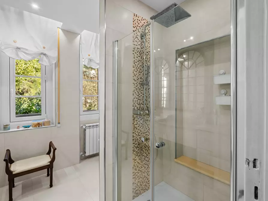 Immagine 23 di Appartamento in vendita  in Corso Nicolò Cuneo 43 a Rapallo