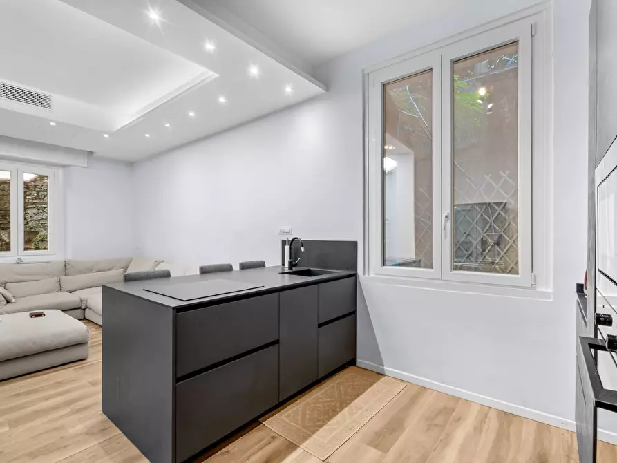 Immagine 6 di Appartamento in vendita  in Via Don Minzoni 15 a Rapallo