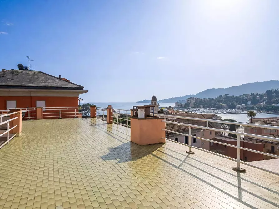 Immagine 34 di Appartamento in vendita  in Via Don Minzoni 15 a Rapallo