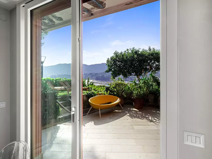 Immagine 6 di Appartamento in vendita  in Via Aurelia di Levante 95 a Rapallo