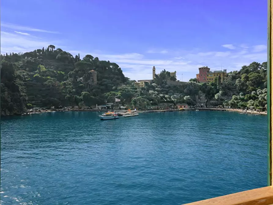 Immagine 14 di Appartamento in vendita  in Via duca degli Abruzzi 28 a Portofino