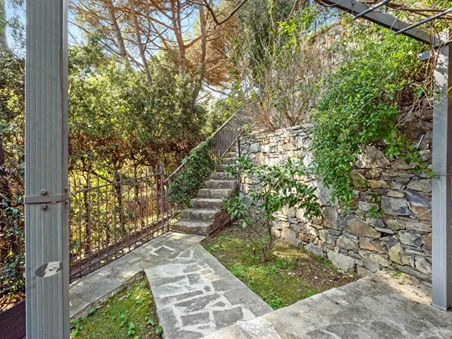 Immagine 26 di Appartamento in vendita  in Via Fioria 40 a Rapallo