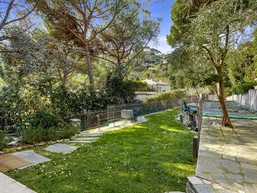 Immagine 29 di Appartamento in vendita  in Via Fioria 40 a Rapallo