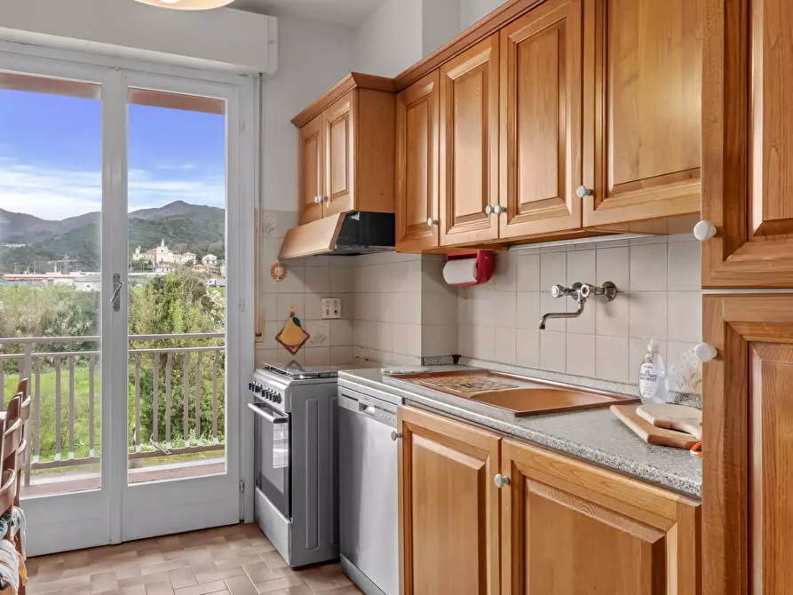 Immagine 10 di Appartamento in vendita  in Viale Negrotto Cambiaso 47 a Sestri Levante