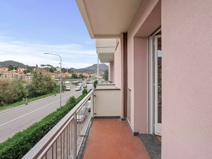 Immagine 12 di Appartamento in vendita  in Viale Negrotto Cambiaso 47 a Sestri Levante