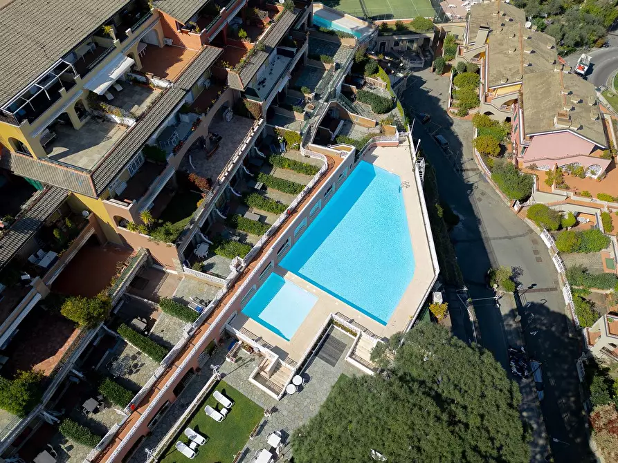 Immagine 2 di Appartamento in vendita  in Via Pietrafredda 41 a Rapallo