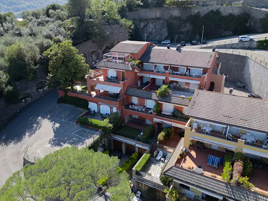 Immagine 11 di Appartamento in vendita  in Via Pietrafredda 41 a Rapallo