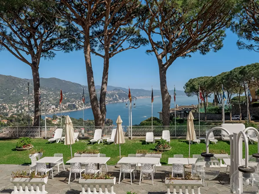 Immagine 30 di Appartamento in vendita  in Via Pietrafredda 41 a Rapallo