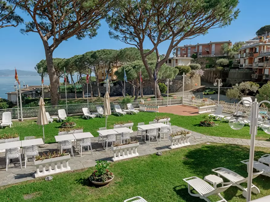 Immagine 31 di Appartamento in vendita  in Via Pietrafredda 41 a Rapallo