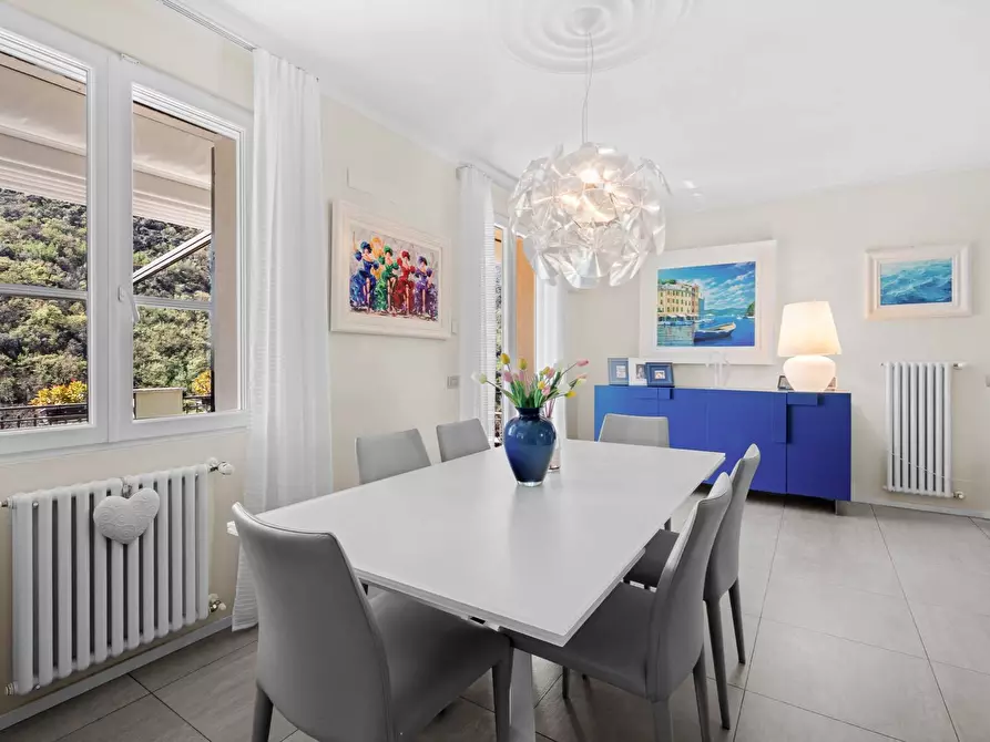 Immagine 9 di Villa in vendita  in via belvedere 18 a Avegno