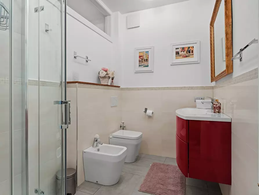 Immagine 14 di Villa in vendita  in via belvedere 18 a Avegno