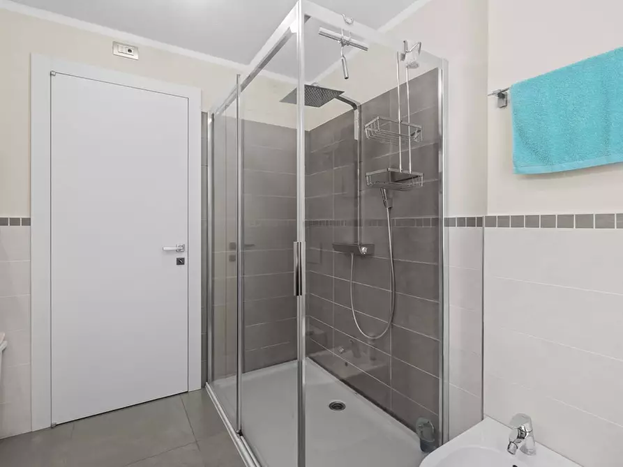 Immagine 16 di Villa in vendita  in via belvedere 18 a Avegno