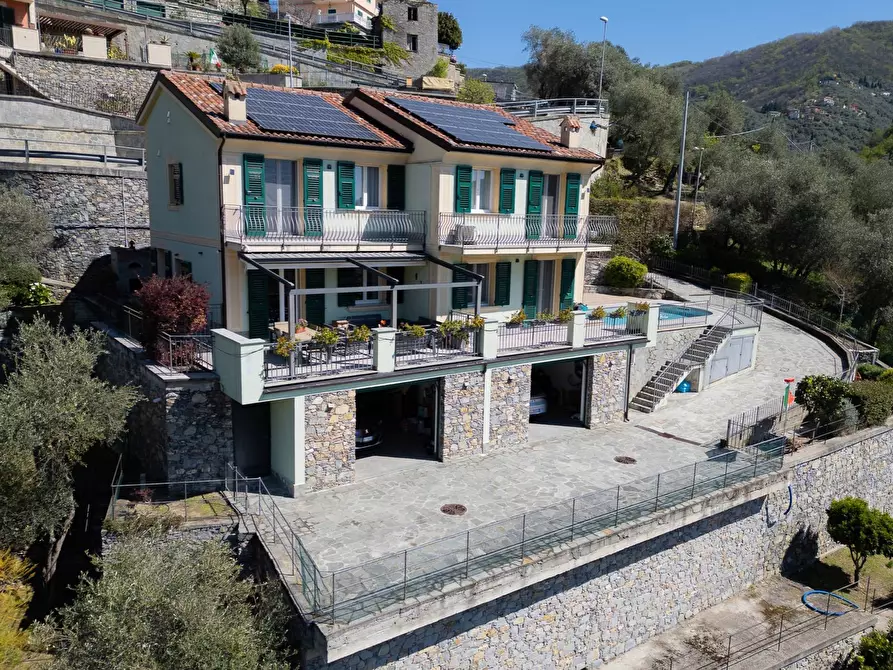 Immagine 41 di Villa in vendita  in via belvedere 18 a Avegno