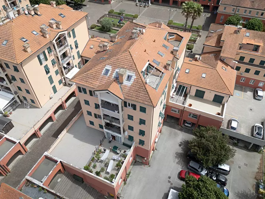 Immagine 4 di Appartamento in vendita  in Piazza Aldo Moro 21 a Avegno