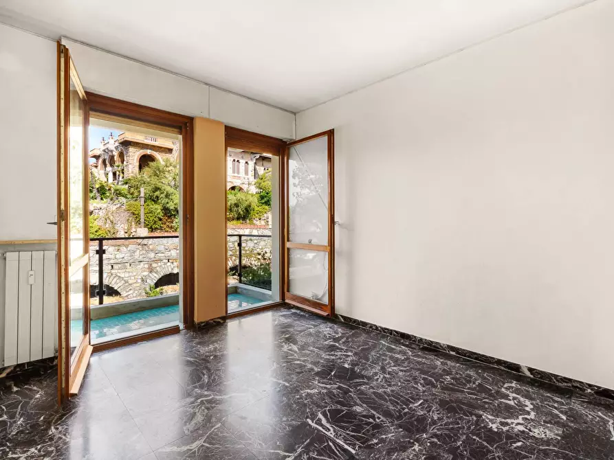 Immagine 2 di Appartamento in vendita  in Corso Italia 28 a Genova