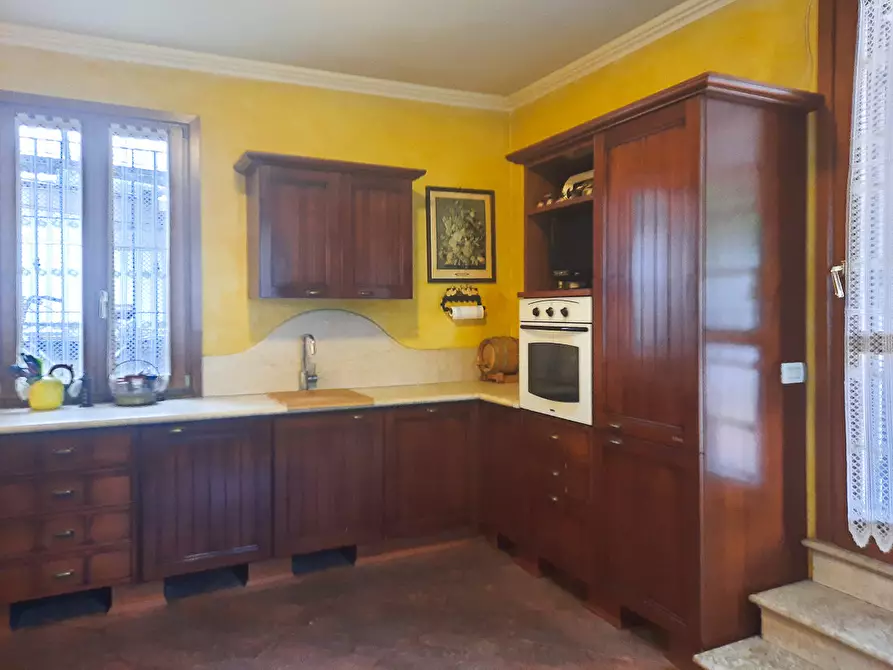 Immagine 21 di Casa semindipendente in vendita  in Via Costalunga 290 a Brescia