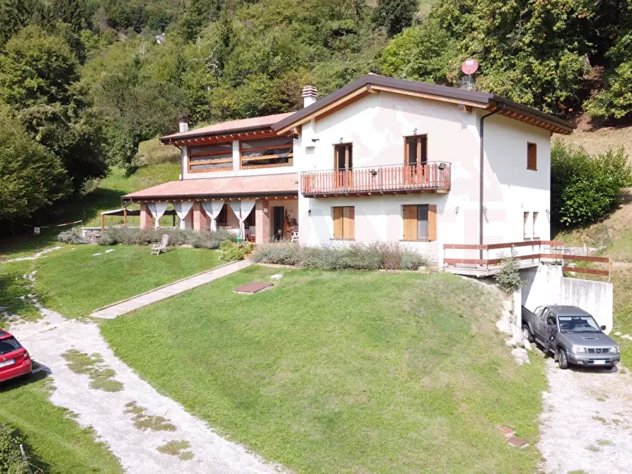 Immagine 9 di Rustico / casale in vendita  in via Rucca a Zone