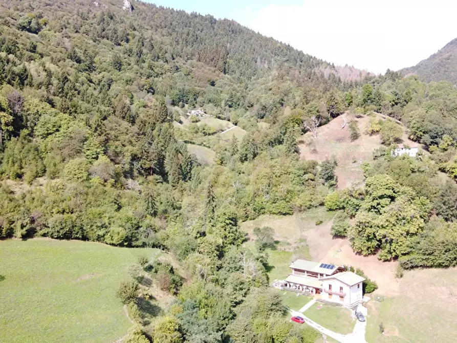 Immagine 11 di Rustico / casale in vendita  in via Rucca a Zone