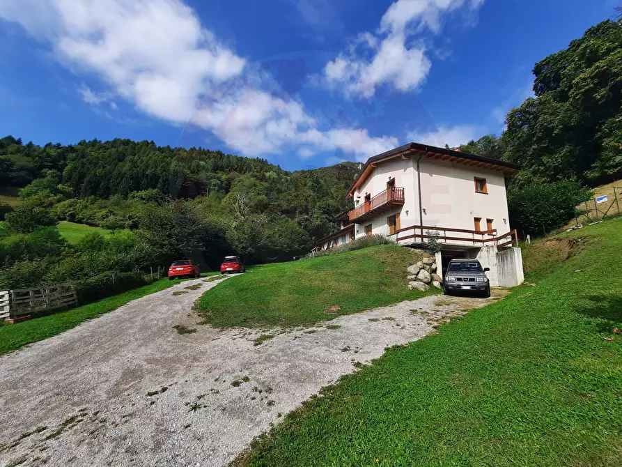 Immagine 12 di Rustico / casale in vendita  in via Rucca a Zone