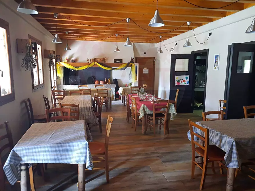 Immagine 23 di Rustico / casale in vendita  in via Rucca a Zone