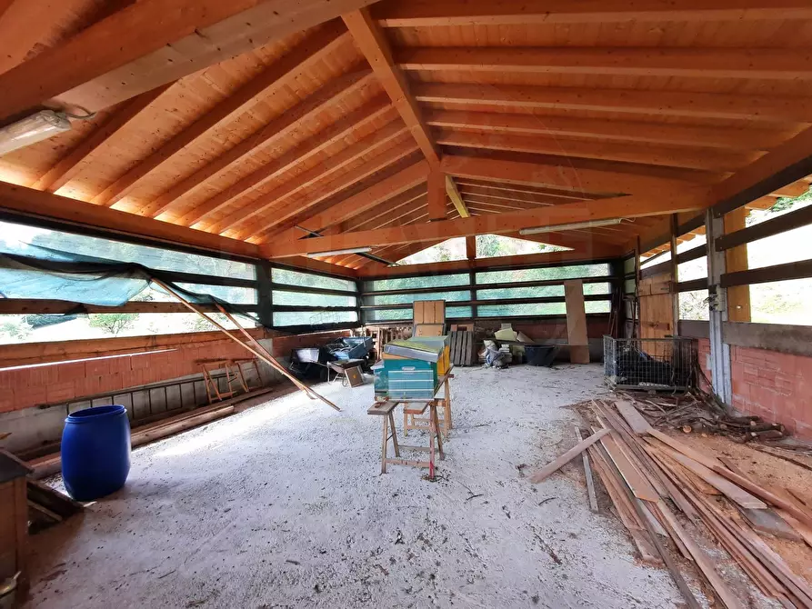 Immagine 31 di Rustico / casale in vendita  in via Rucca a Zone