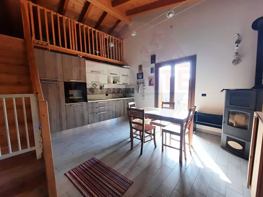 Immagine 40 di Rustico / casale in vendita  in via Rucca a Zone