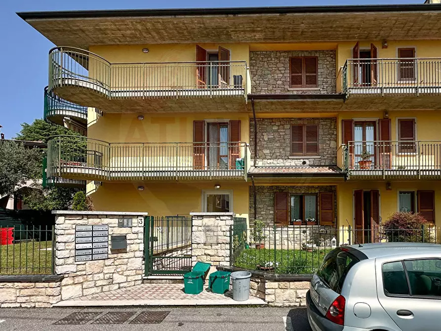 Immagine 1 di Appartamento in vendita  in via Caduti della Libertà 3 a Pontoglio