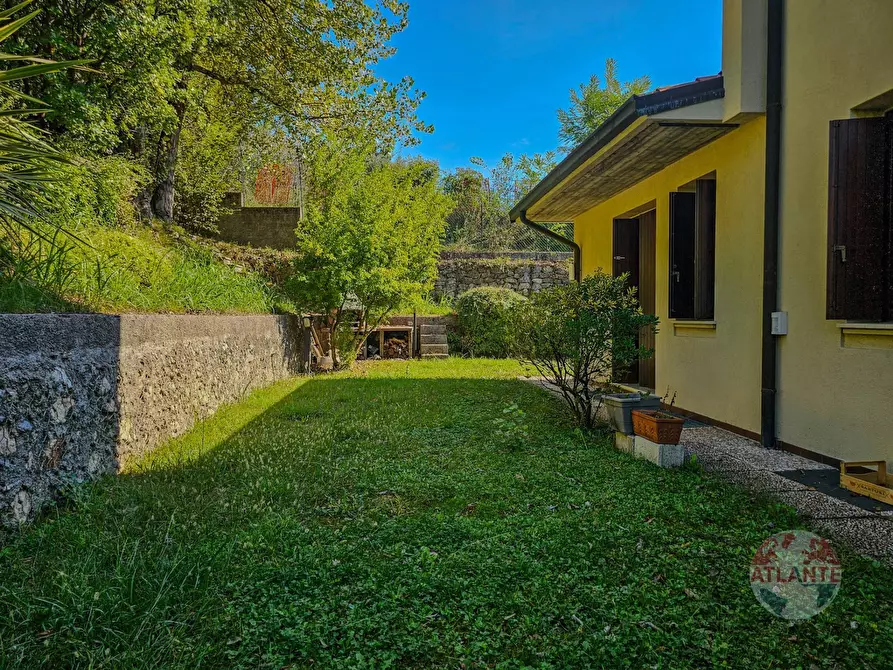 Immagine 26 di Casa semindipendente in vendita  in Via Burago 10 a Salò