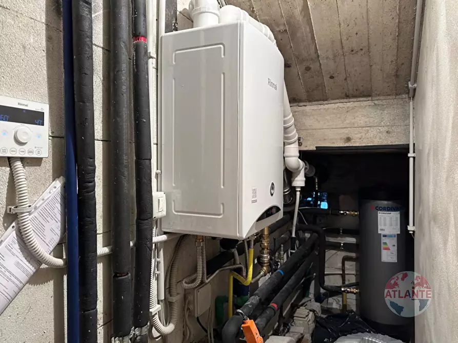 Immagine 18 di Villa in vendita  in Via Vittorio Emanuele II a Strevi