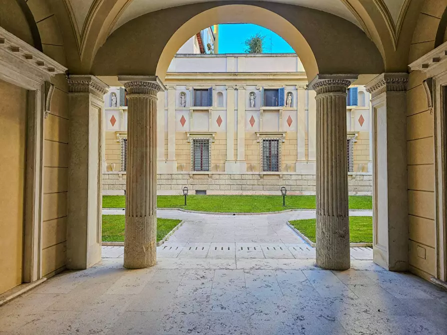 Immagine 1 di Attico in vendita  in Corso Porta Borsari a Verona