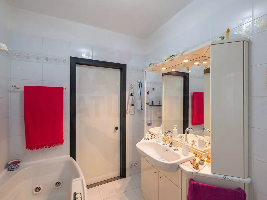 Immagine 34 di Appartamento in vendita  in via Fornaci a Iseo