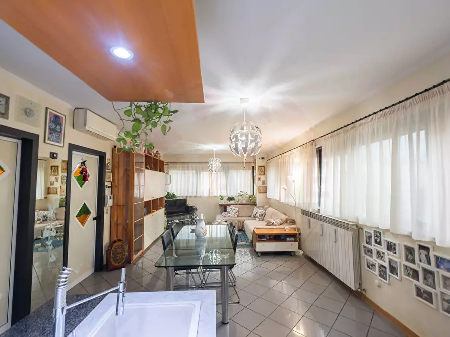 Immagine 10 di Appartamento in vendita  in via Fornaci a Iseo