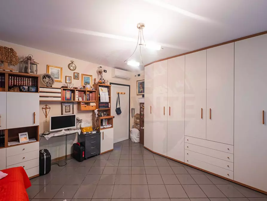 Immagine 29 di Appartamento in vendita  in via Fornaci a Iseo