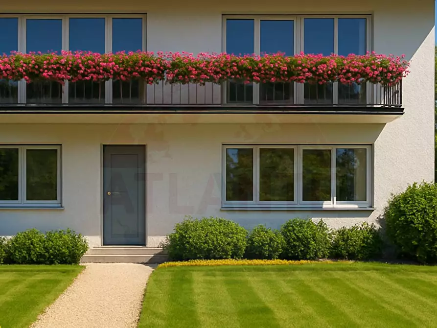 Immagine 11 di Appartamento in vendita  in Largo C. Cattaneo 36 a Adro