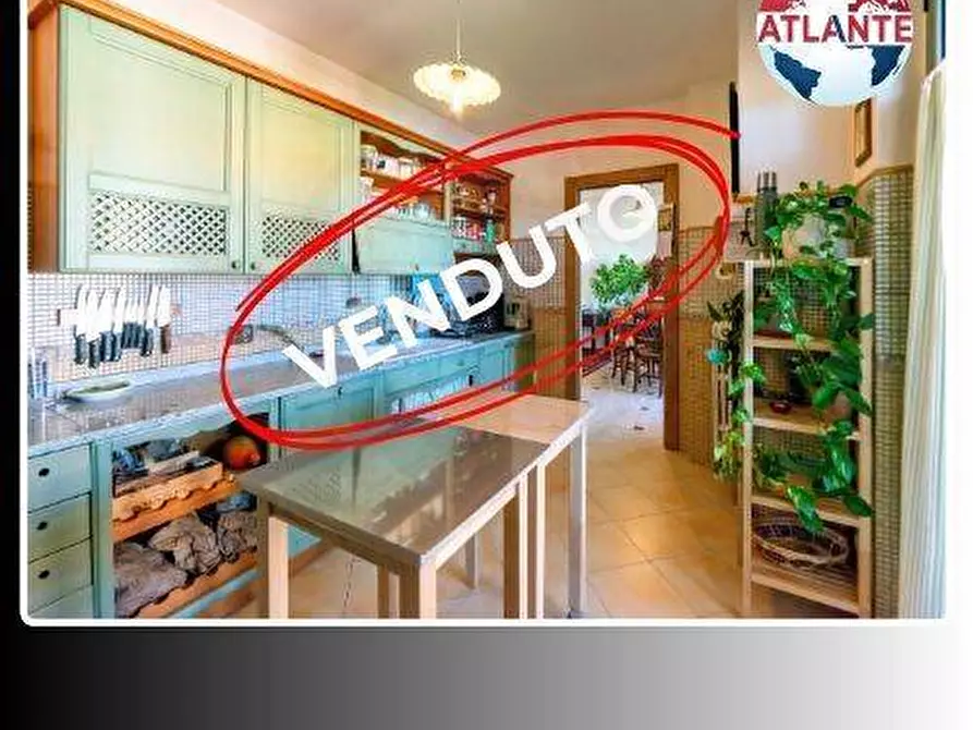 Immagine 1 di Appartamento in vendita  in VIA CASSAROGNA 38 a Acqui Terme