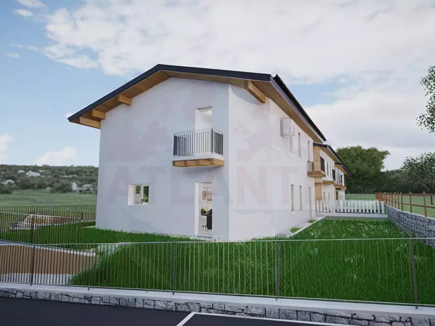 Immagine 3 di Casa semindipendente in vendita  in via Valurbes a Cimbergo