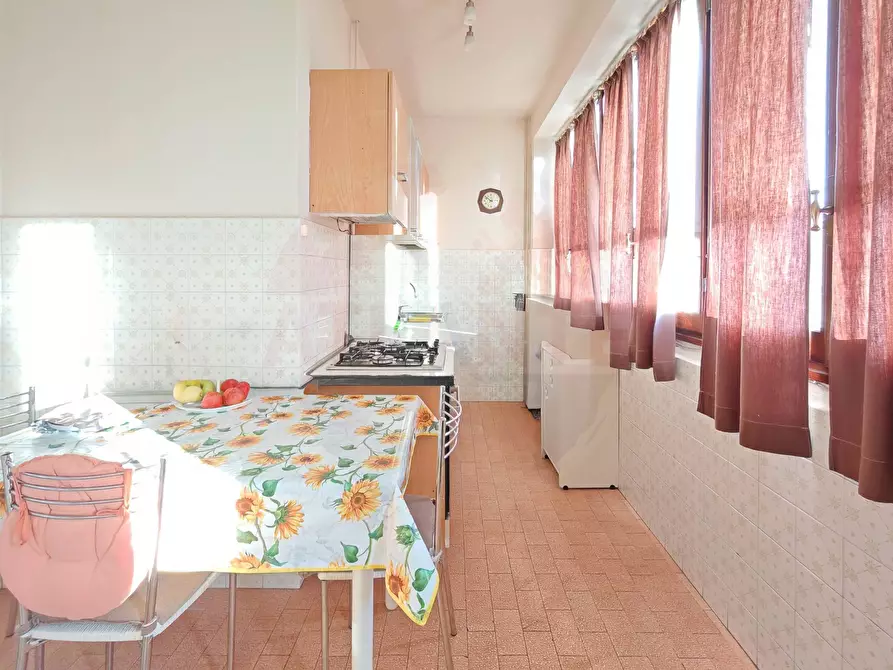 Immagine 33 di Villa in vendita  in via Padania a Angolo Terme