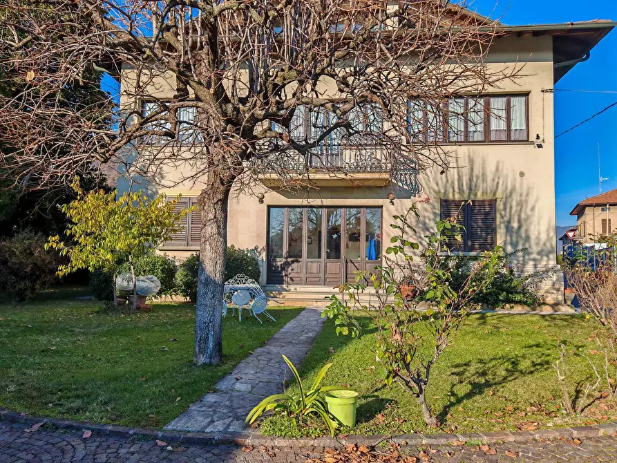 Immagine 16 di Villa in vendita  in via Padania a Angolo Terme