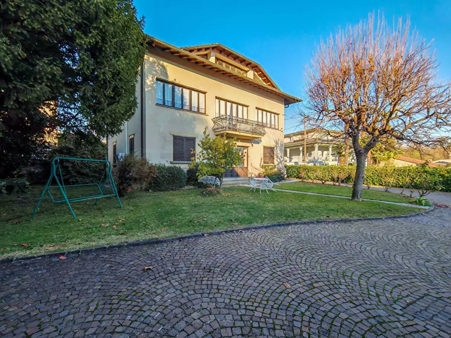 Immagine 15 di Villa in vendita  in via Padania a Angolo Terme