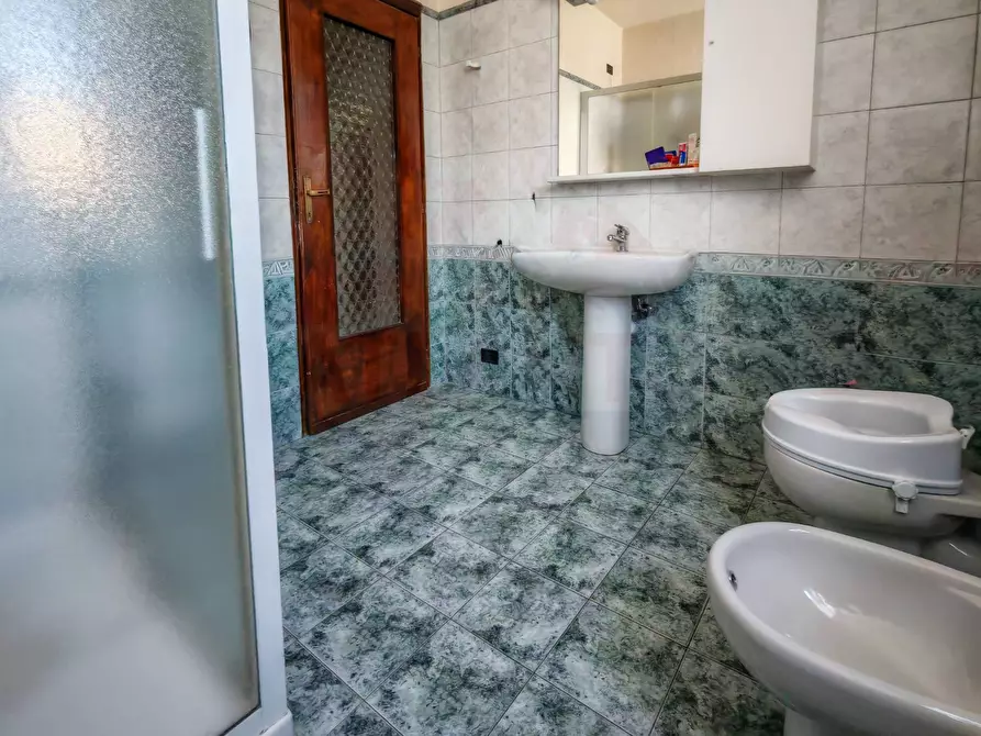 Immagine 39 di Villa in vendita  in via Padania a Angolo Terme