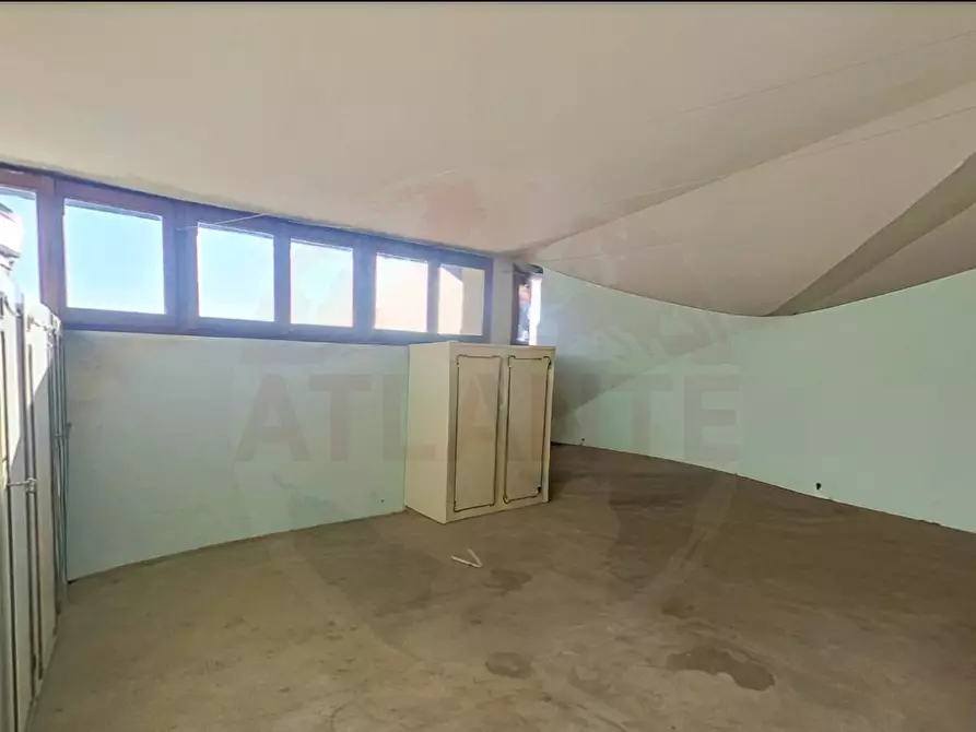 Immagine 46 di Villa in vendita  in via Padania a Angolo Terme