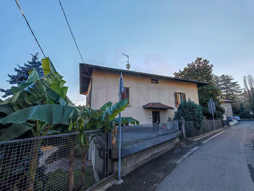Immagine 14 di Villa in vendita  in via Padania a Angolo Terme