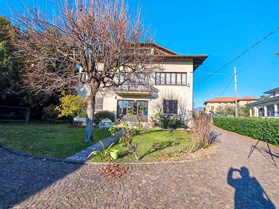 Immagine 3 di Villa in vendita  in via Padania a Angolo Terme