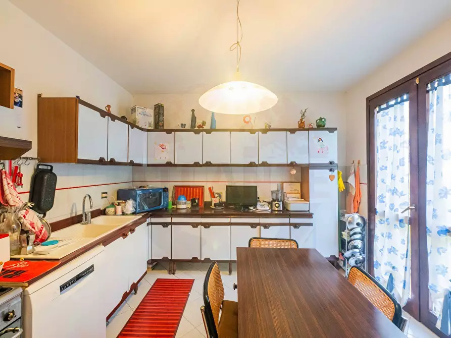 Immagine 113 di Casa semindipendente in vendita  in Via Burago 10 a Salò