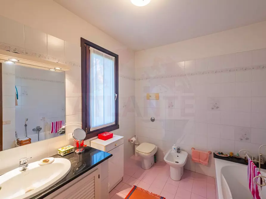 Immagine 133 di Casa semindipendente in vendita  in Via Burago 10 a Salò